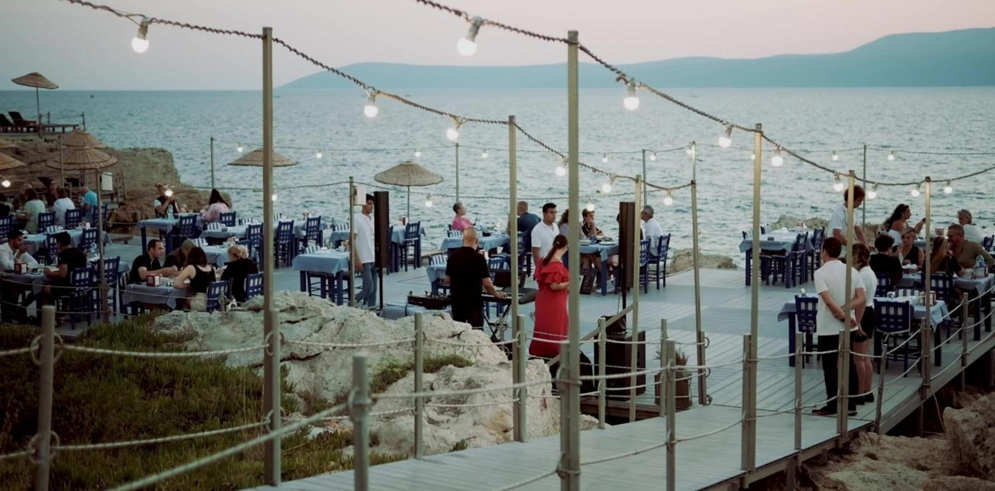 Maya Bistro Hotel & Beach Siğacık Exteriör bild