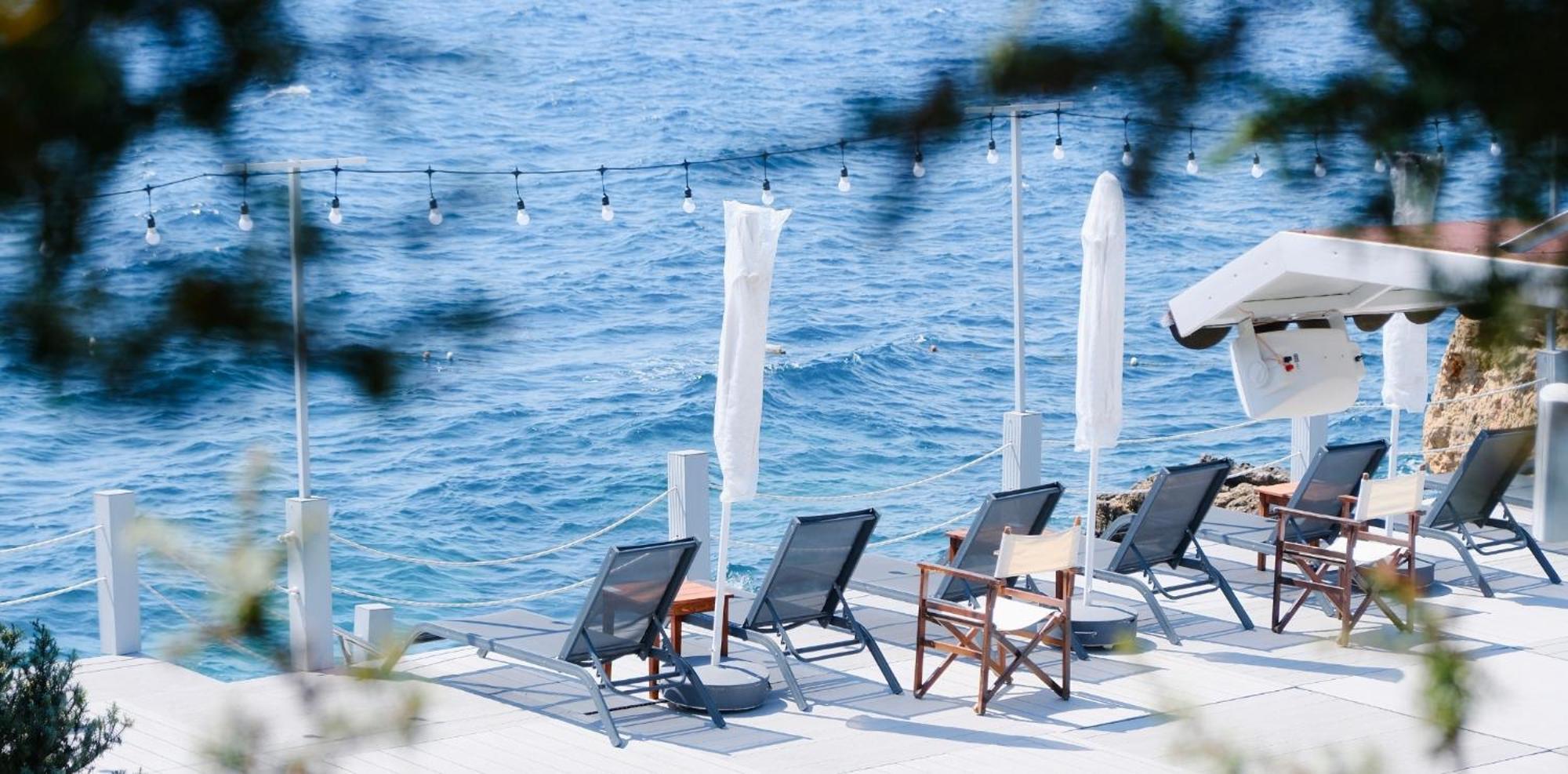 Maya Bistro Hotel & Beach Siğacık Exteriör bild